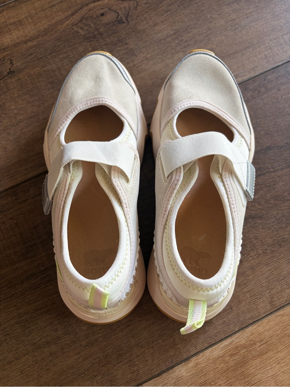 Sorel Kinetic Impact II Mary Jane Sneaker Ivory White Pink Size 6